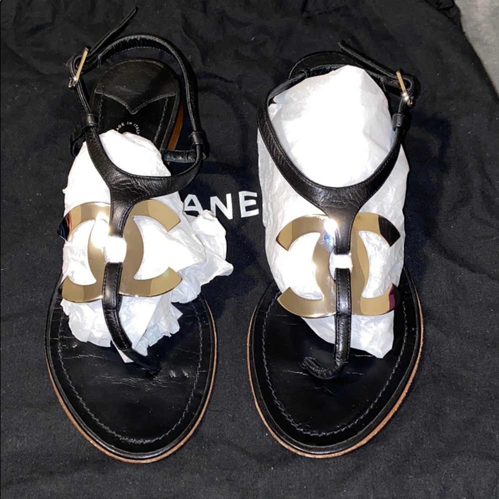 ‼️SOLD‼️Chanel sandals - Picture 1 of 6